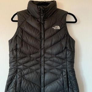 THE NORTH FACE VEST
